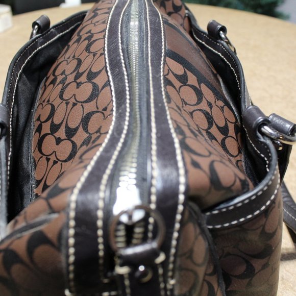 Coach Signature Coated Canvas Stchel Bag - Picture 4 of 6